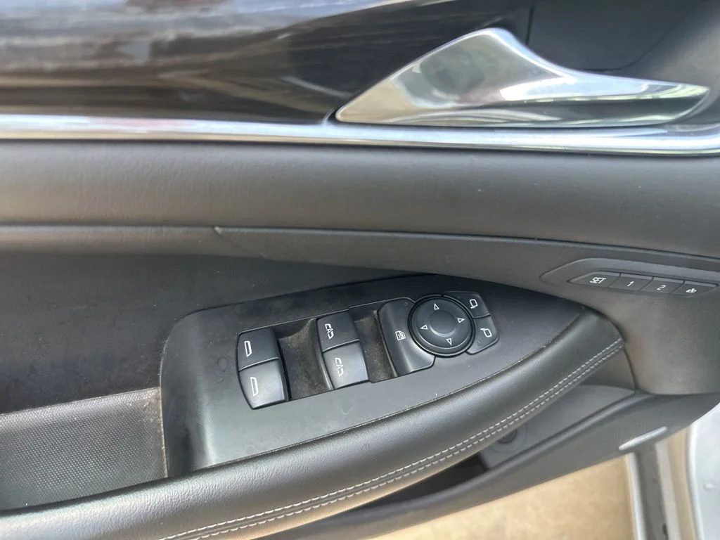 Used 2017 Silver Buick Premium I Group image 8