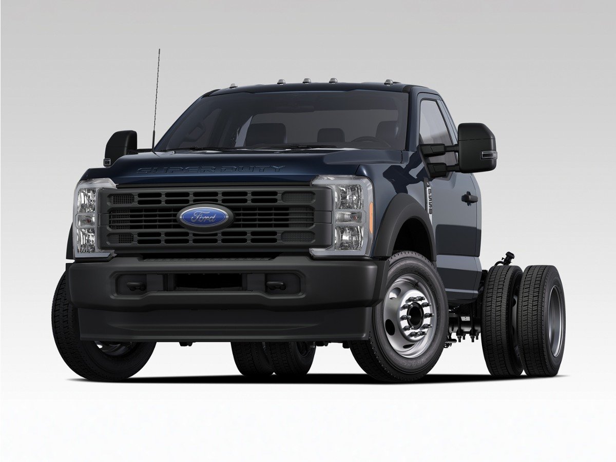 New 2026 Oxford White Ford F-550® XL image 1
