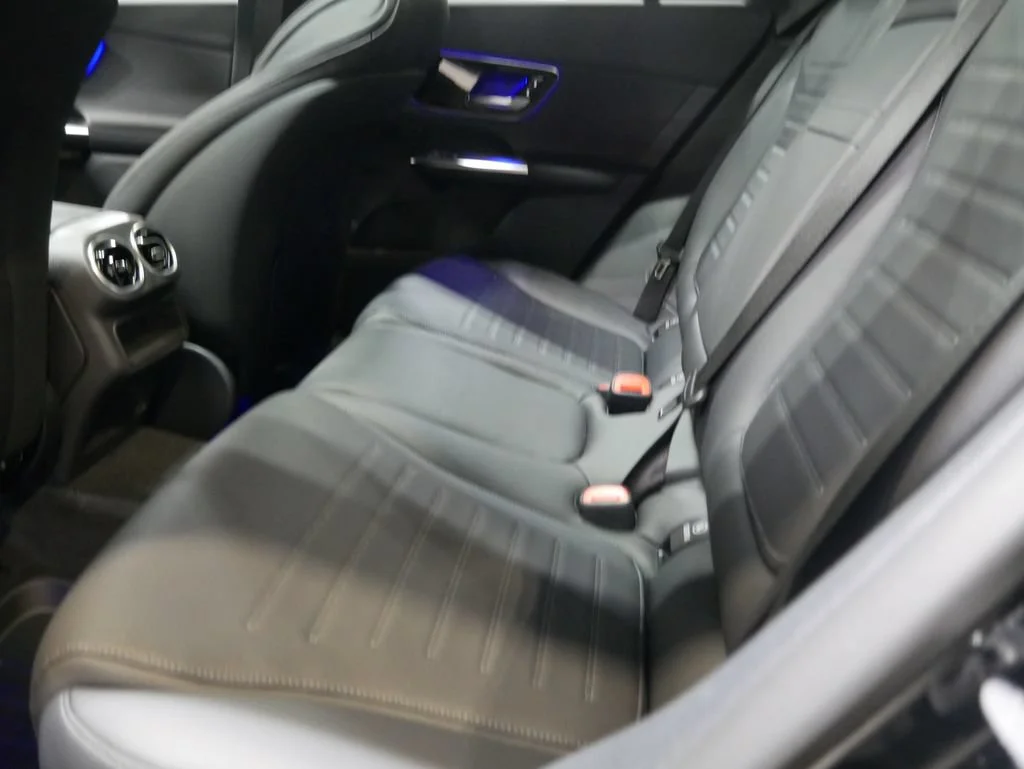 New 2026 Black Mercedes-Benz GLC 300 image 22