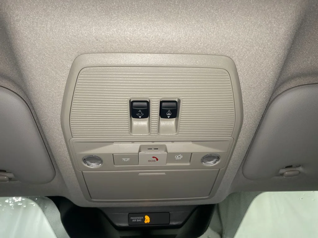 New 2026 Aspen White Tricoat Nissan SR image 20