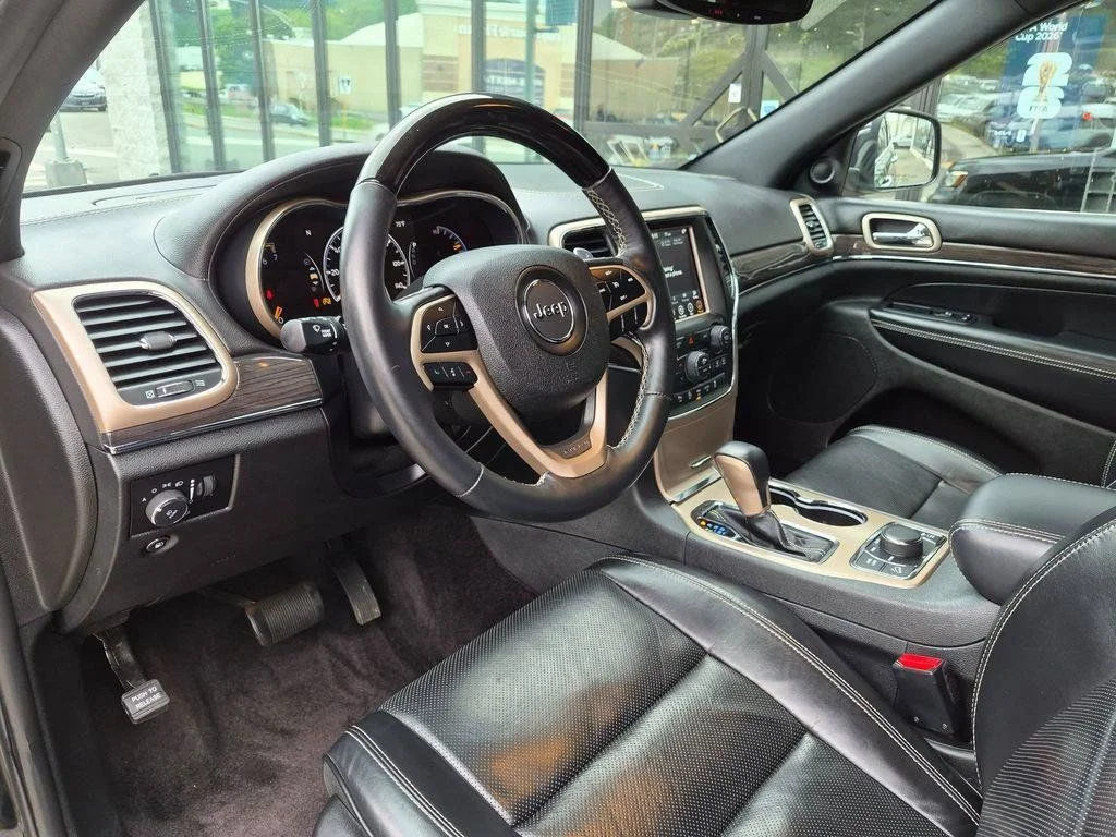 Used 2017 Black Jeep Overland image 14