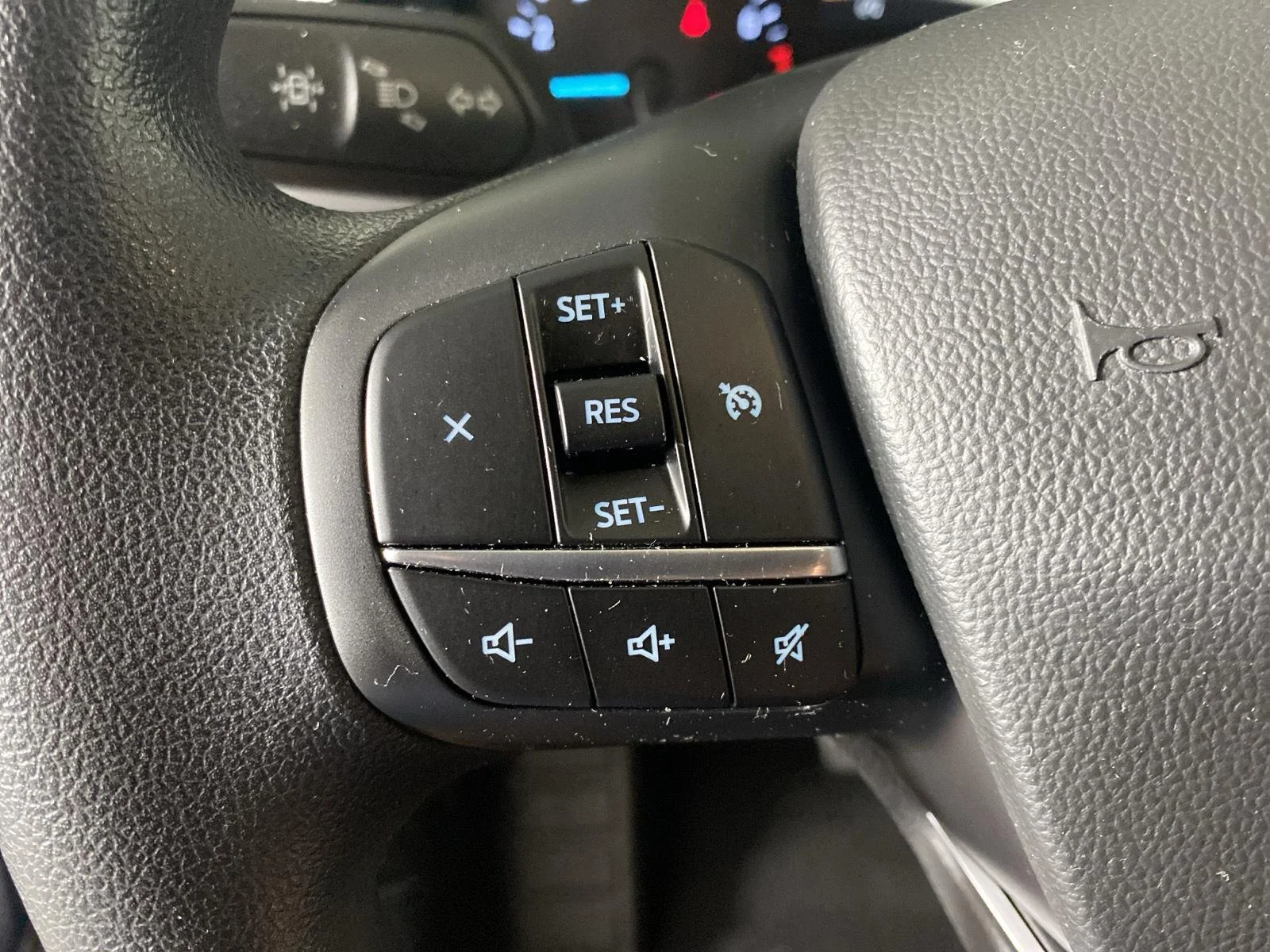 Used 2020 Blue Ford S image 24