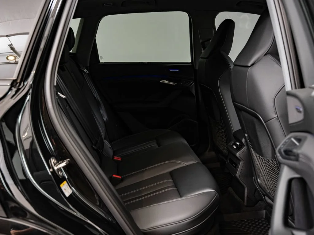 Used 2025 Mythos Black Metallic Audi Premium Plus image 42