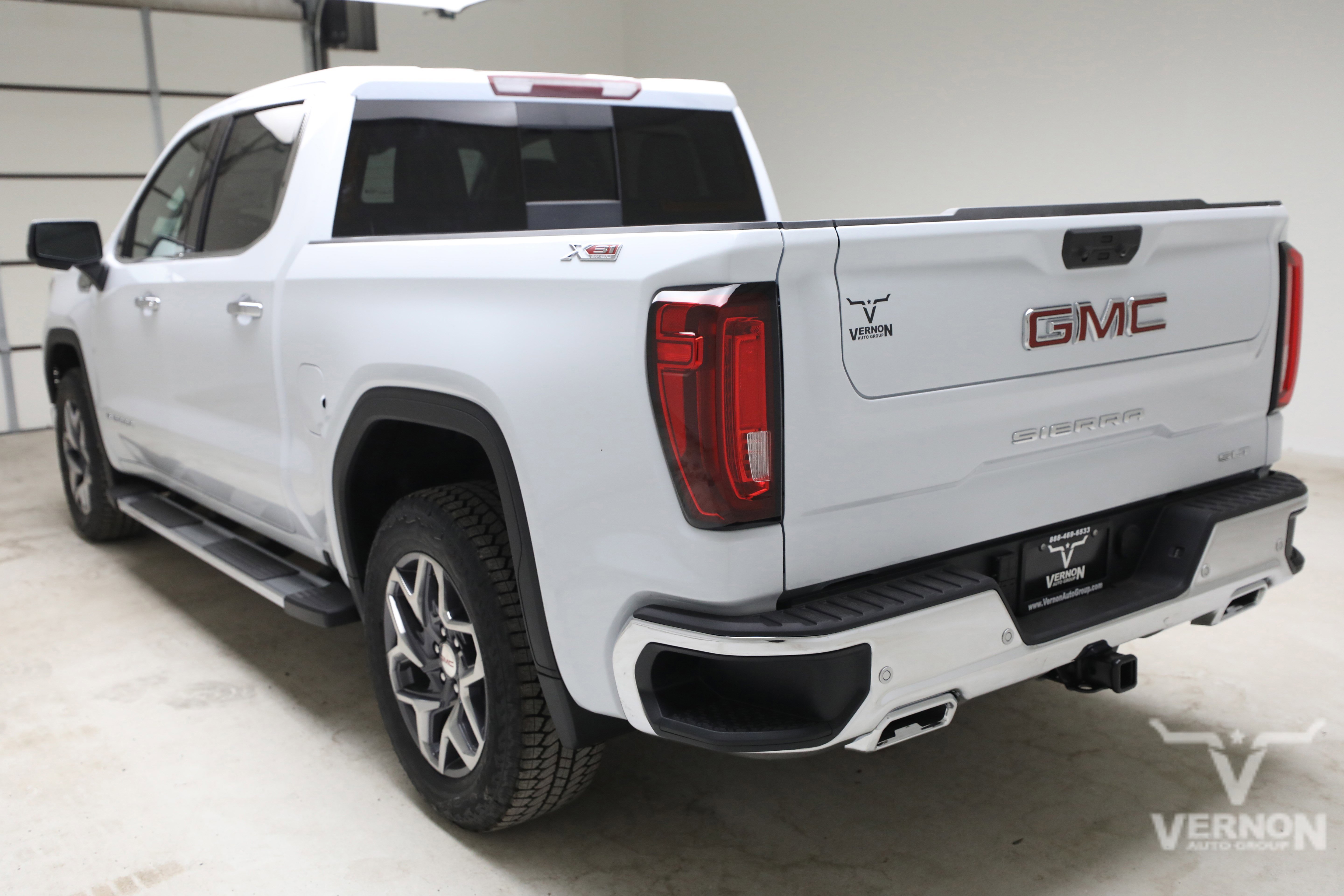New 2026 Glacier White Tricoat GMC N image 3
