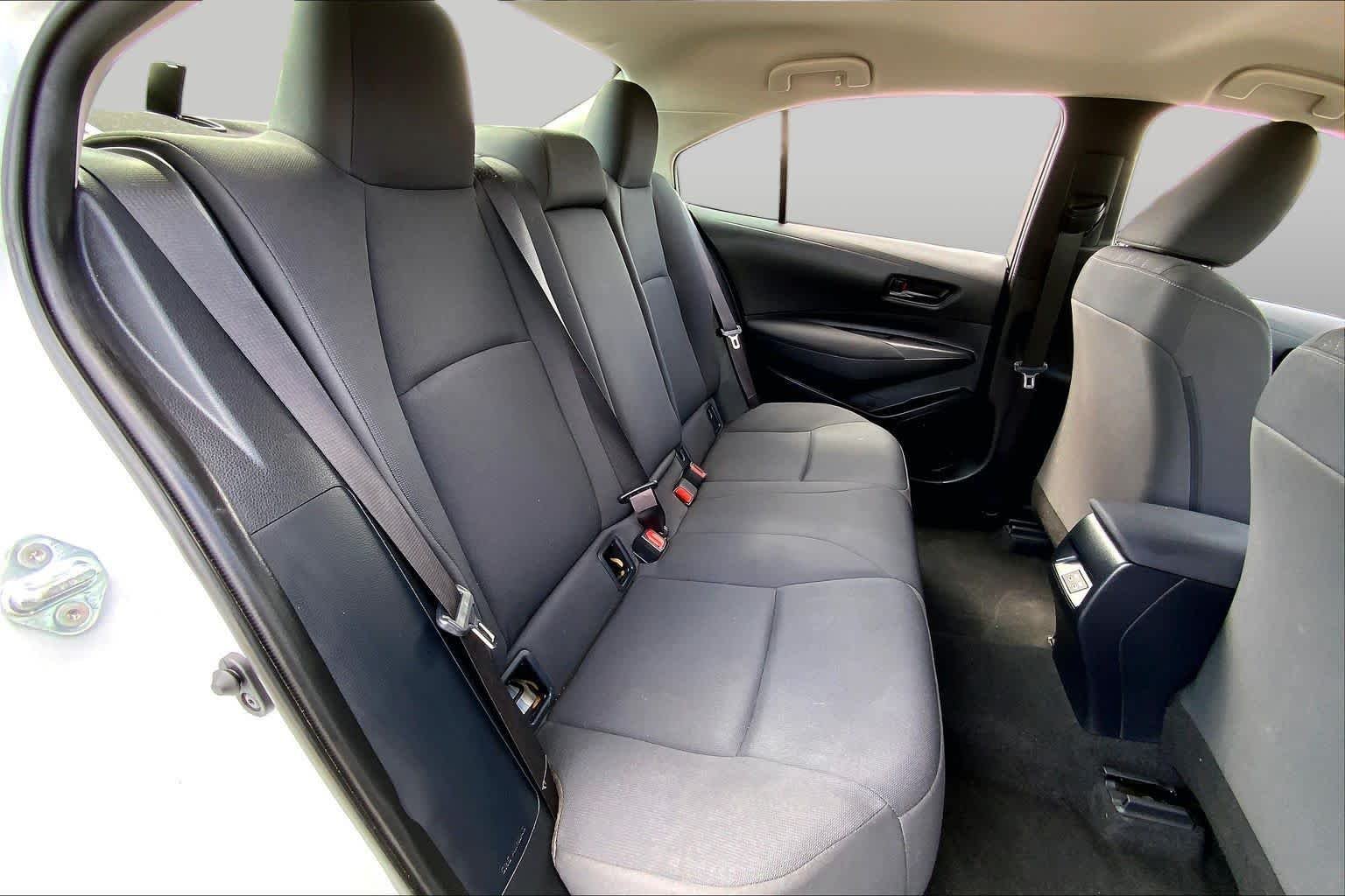 Used 2024 Ice Cap Toyota LE image 19