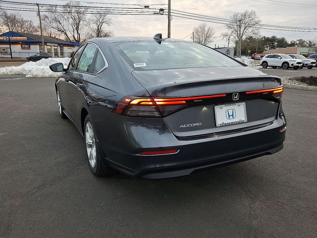 New 2026 Meteorite Gray Metallic Honda LX image 4