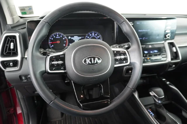 Used 2021 Red Kia EX image 22