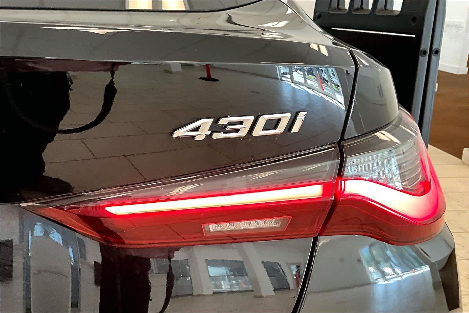 Used 2024 Black Sapphire Metallic BMW 430i xDrive image 28