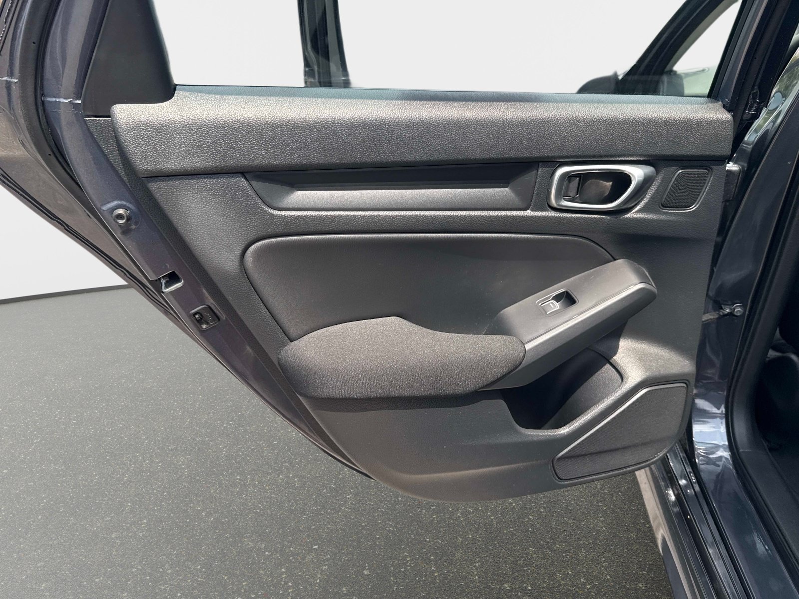 Used 2023 Meteorite Gray Metallic Honda LX image 10