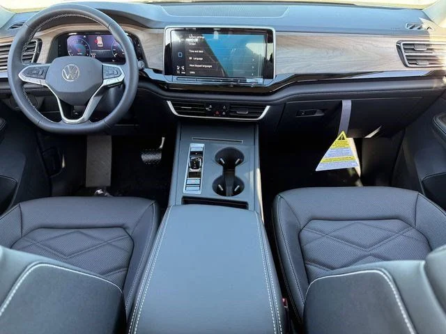 New 2026 Silver Volkswagen SE w/Technology image 7
