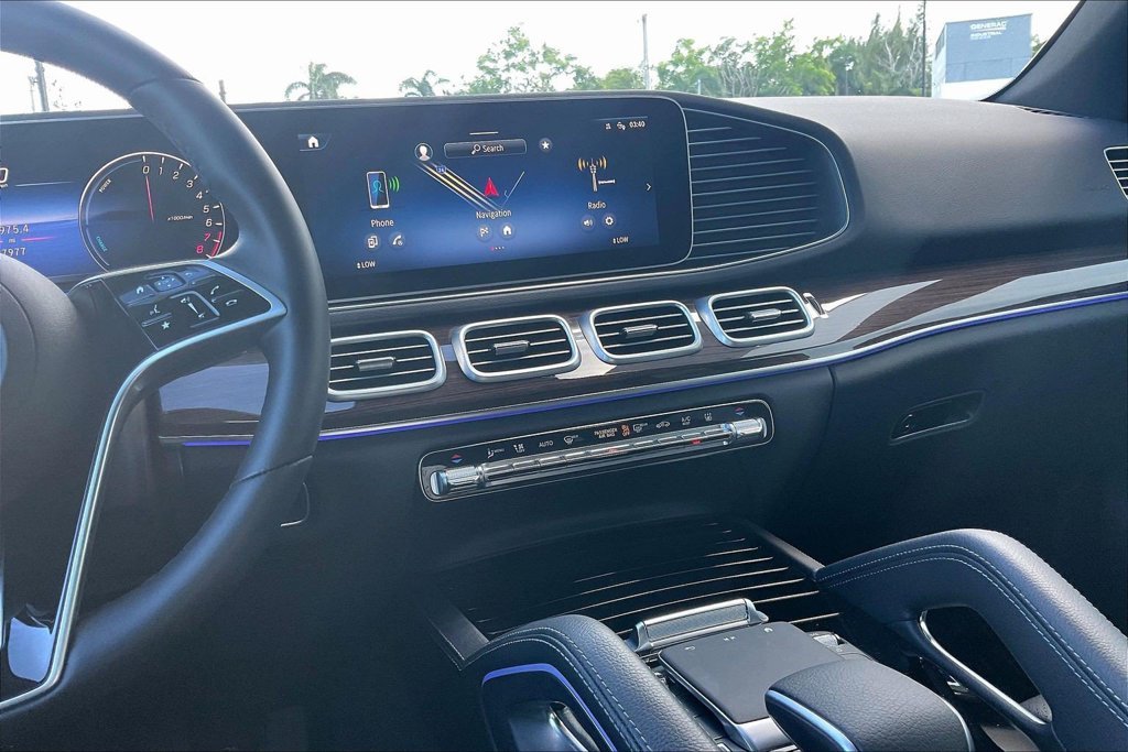 Certified Used 2026 White Mercedes-Benz GLE 450e image 6