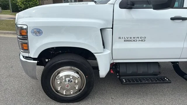 Used 2023 Summit White Chevrolet Work Truck image 31