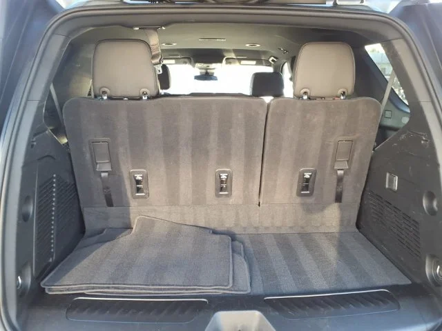 Used 2025 Sterling Gray Metallic Chevrolet LT image 6