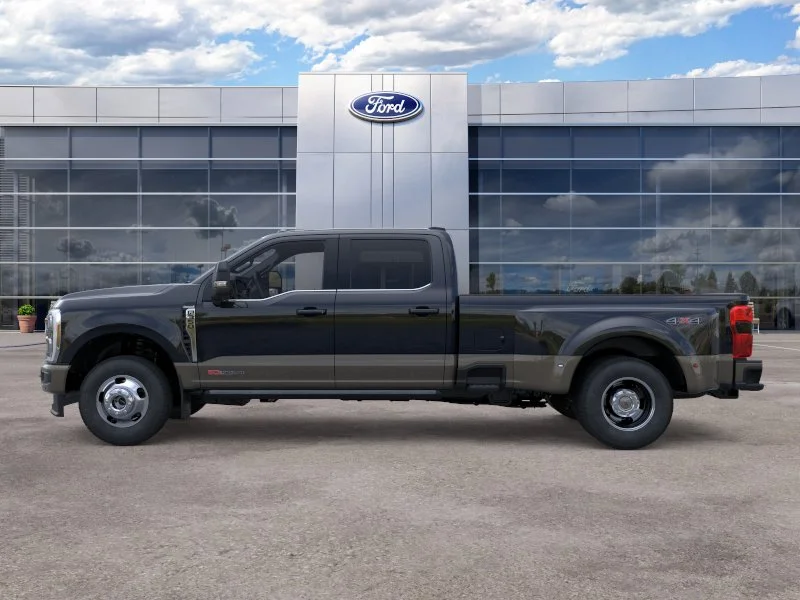 New 2026 Agate Black Metallic Ford King Ranch image 3