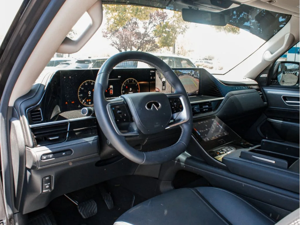 Used 2025 Anthracite Gray INFINITI PURE image 8