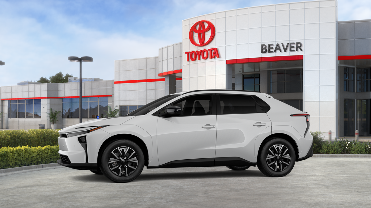 New 2026 Wind Chill Pearl Toyota XLE image 38