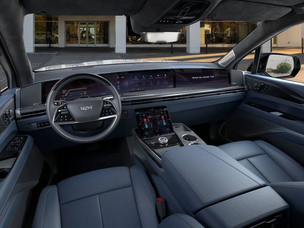 New 2026 Luna Metallic Cadillac Premium Luxury image 15