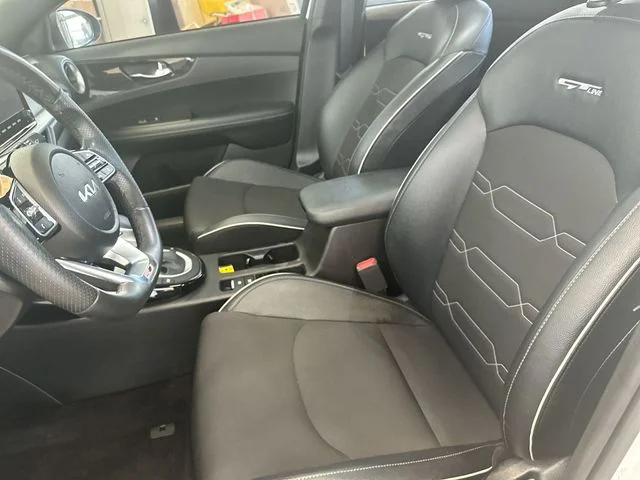 Certified Used 2023 Snow White Pearl Kia GT-Line image 15