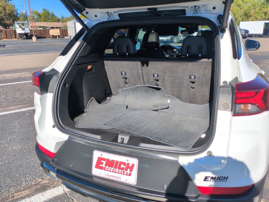 Used 2021 SUMMIT WHITE Chevrolet ACTIV image 23