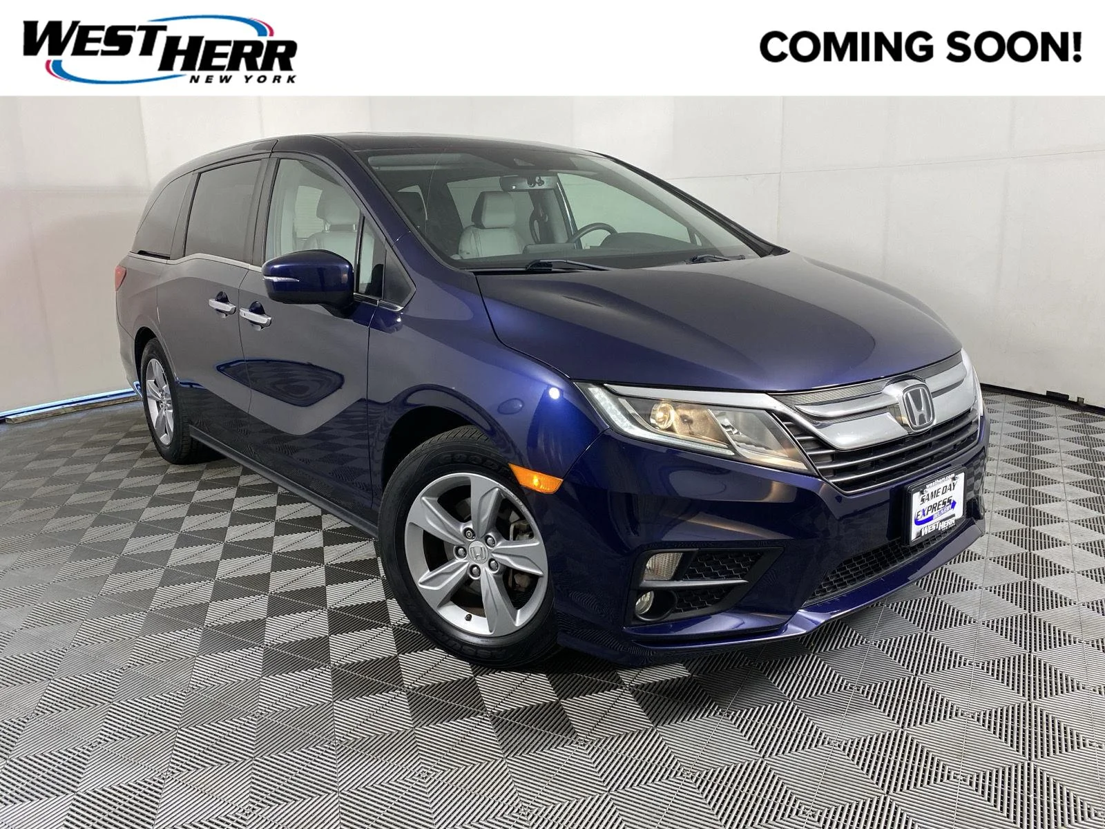 Used 2018 Obsidian Blue Pearl Honda EX-L image 1