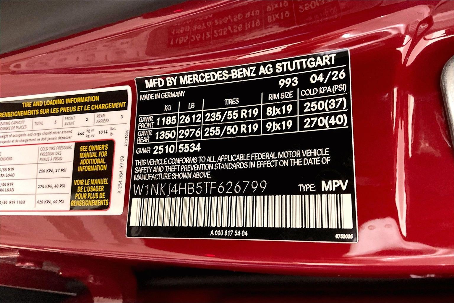 New 2026 MANUFAKTUR Patagonia Red Metallic Mercedes-Benz GLC 300 image 25