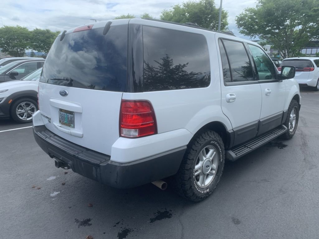 Used 2004 White Ford XLT image 3