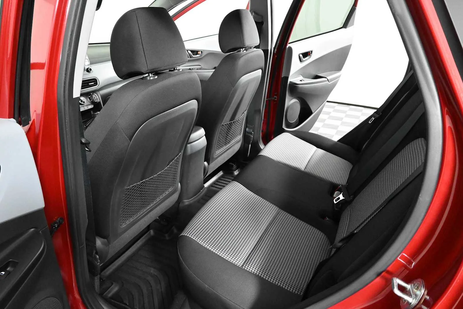 Used 2020 Pulse Red Hyundai SEL Plus image 13