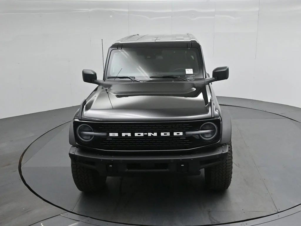 New 2026 Shadow Black Ford Badlands image 37