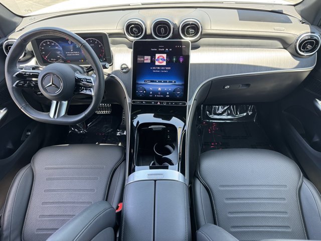 Certified Used 2025 Polar White Mercedes-Benz GLC 300 image 10