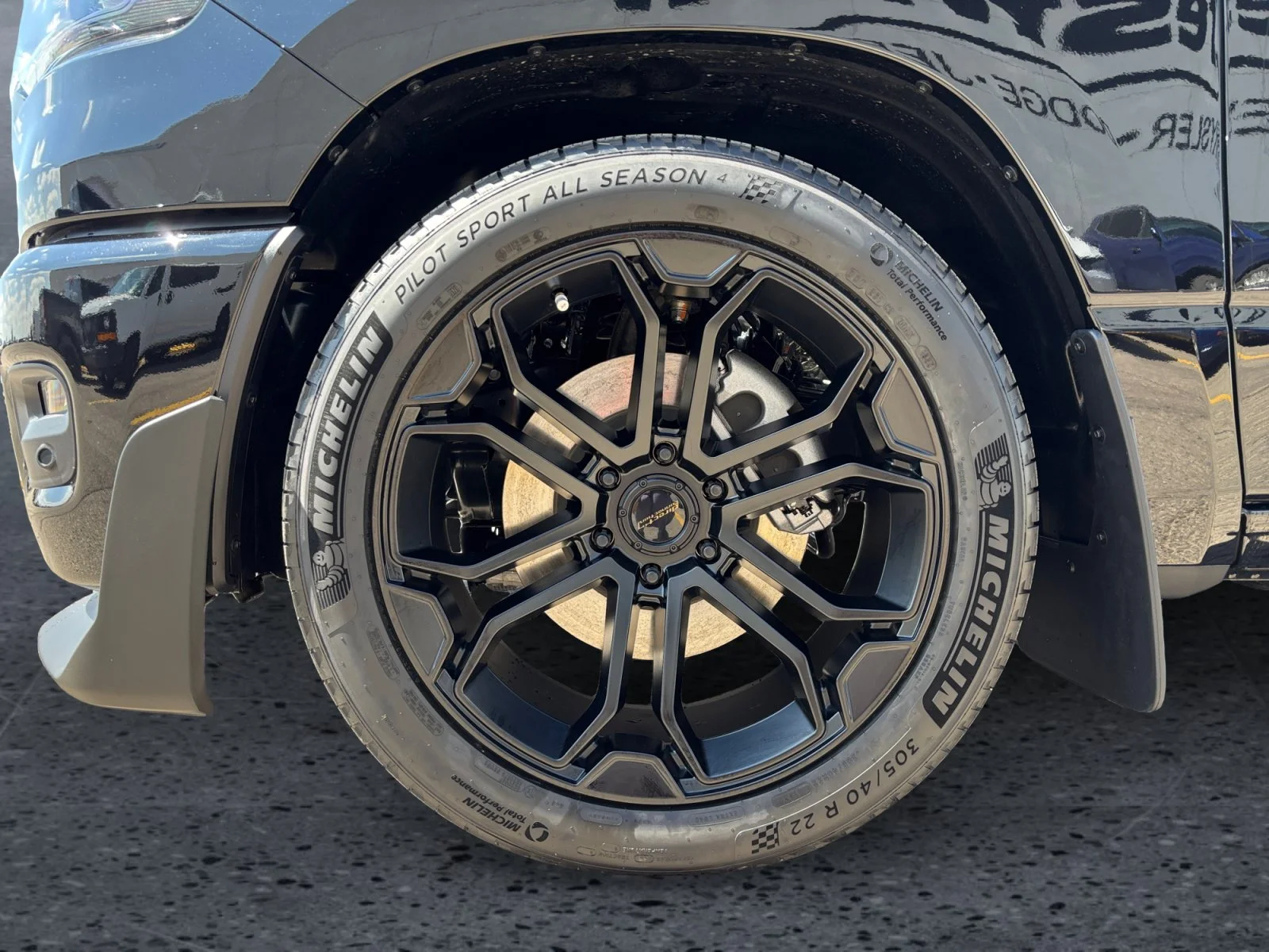 New 2026 Diamond Black Crystal Pearl Ram Sport DC 650 image 9