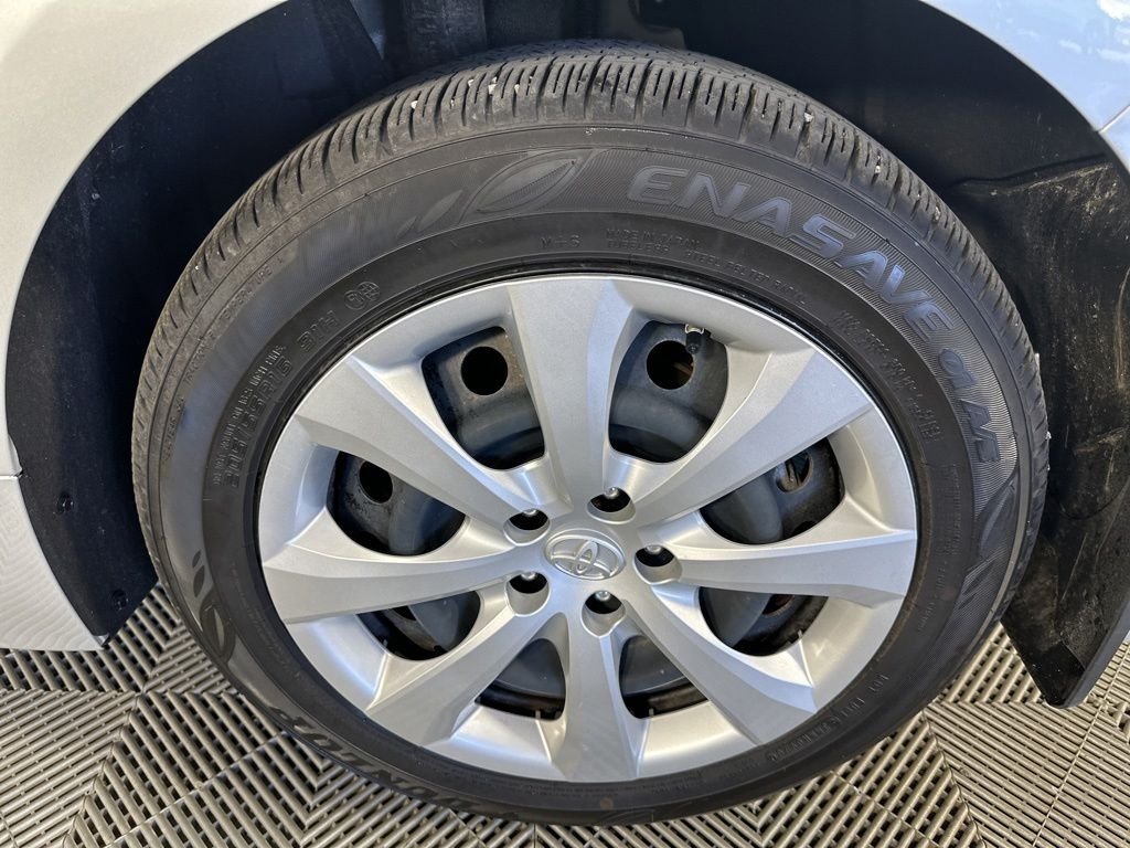 Used 2020 Silver Toyota LE image 11
