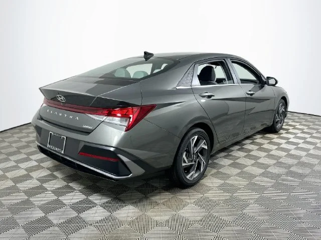 New 2026 Hyundai ELANTRA Limited