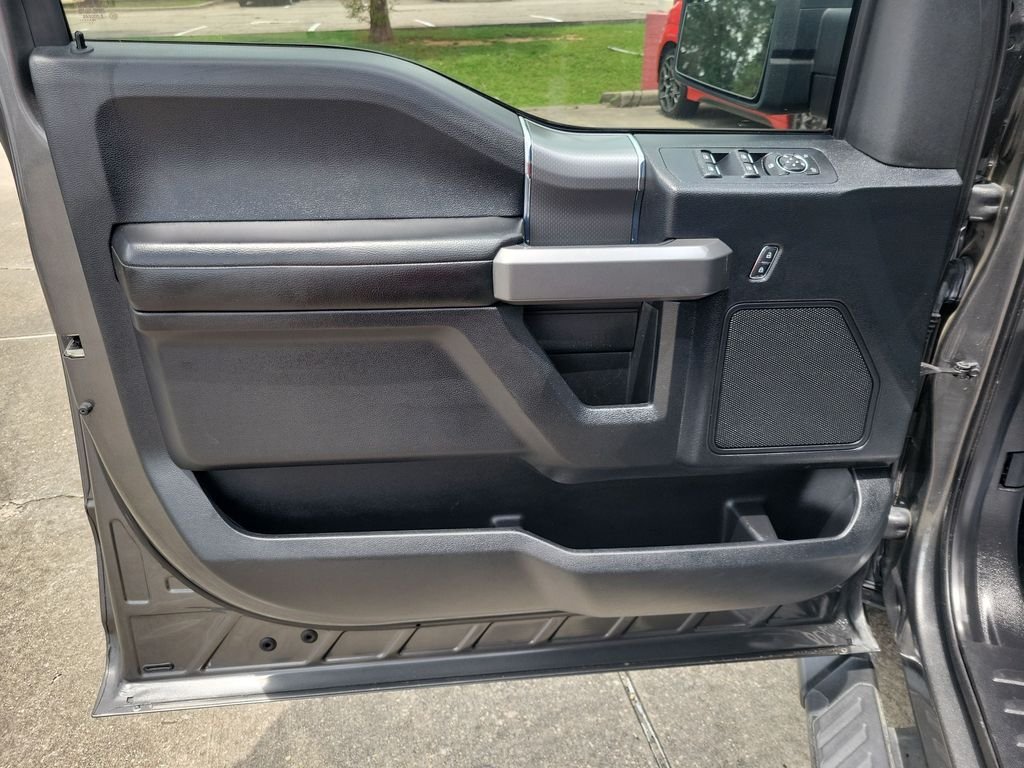 Used 2016 Gray Ford XLT image 13