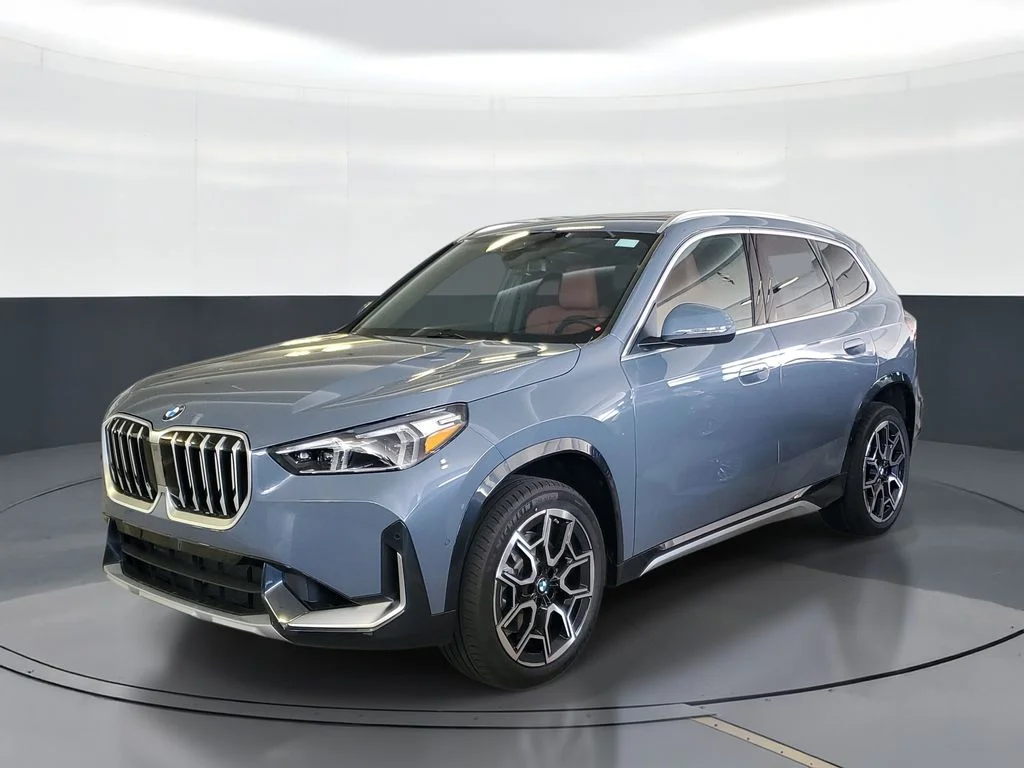 New 2026 Gray BMW xDrive28i image 1
