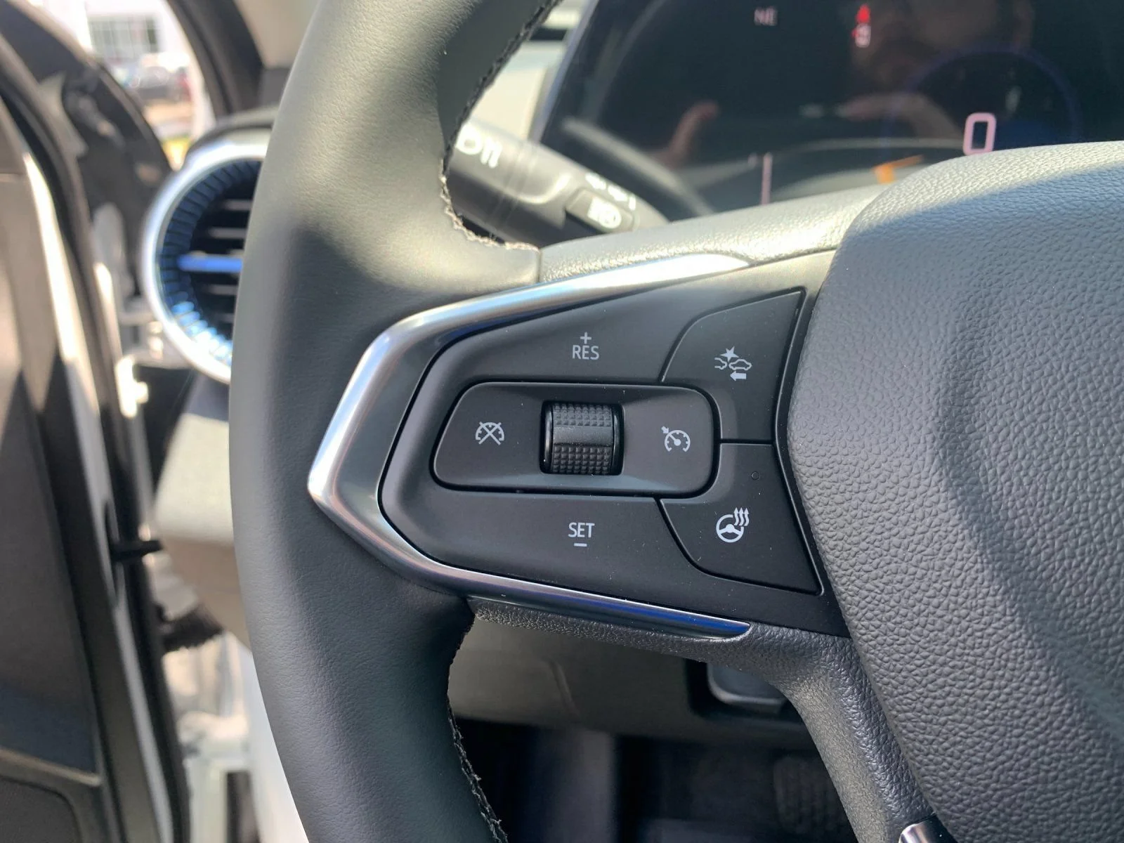 2026 Chevrolet Trax LT - Photo 26