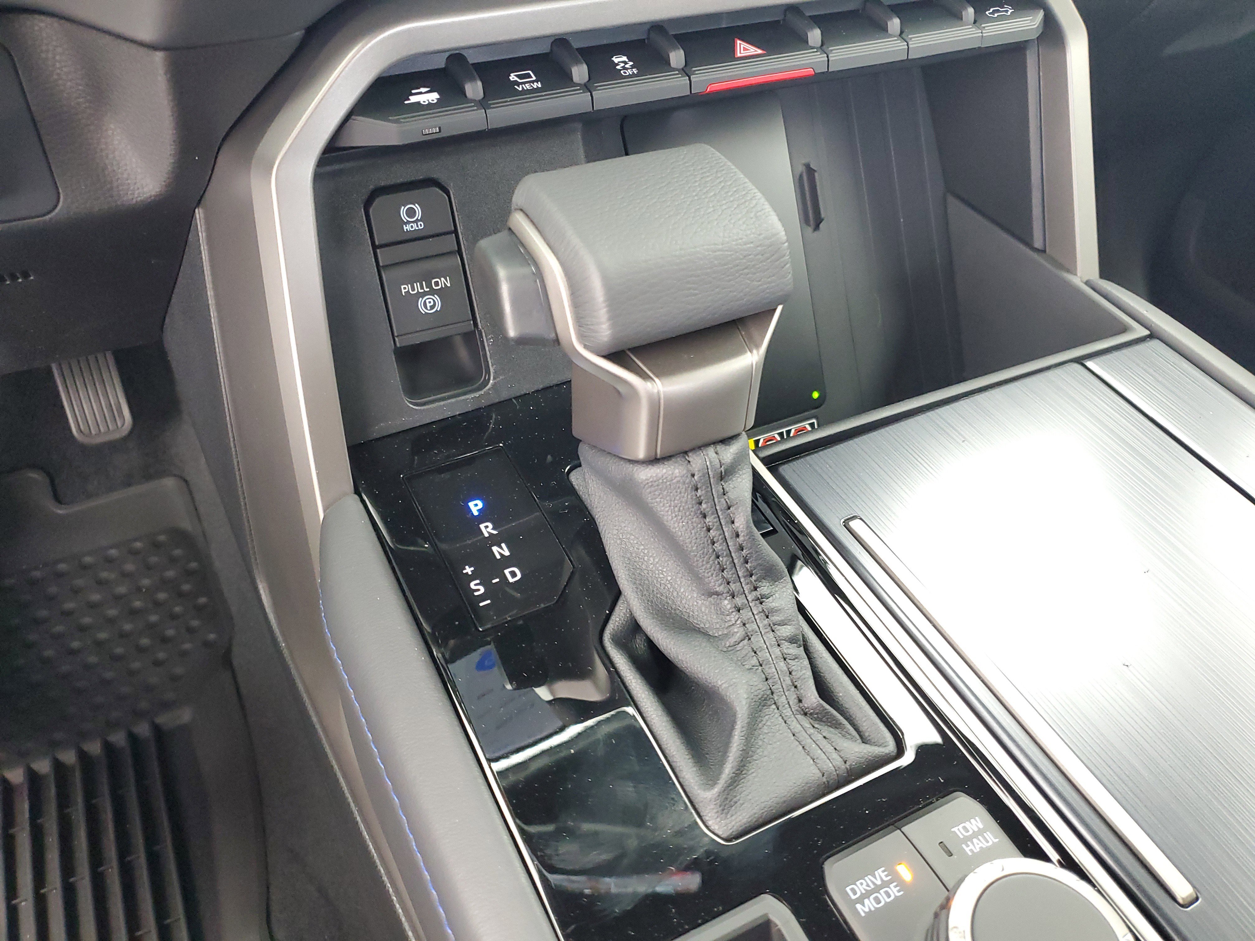 New 2026 Celestial Silver Metallic Toyota  Platinum image 29