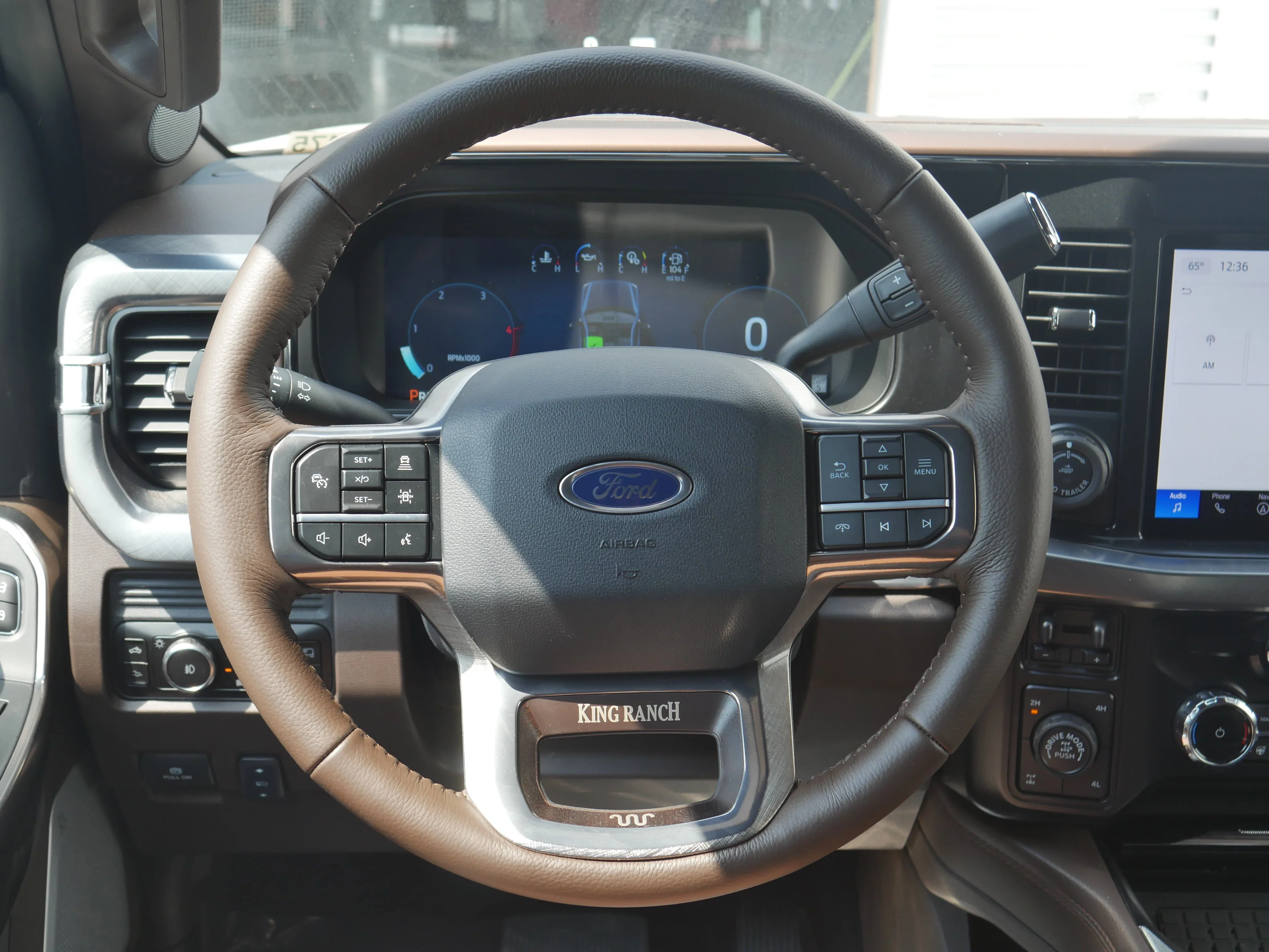 New 2026 STAR WHITE Ford King Ranch image 7