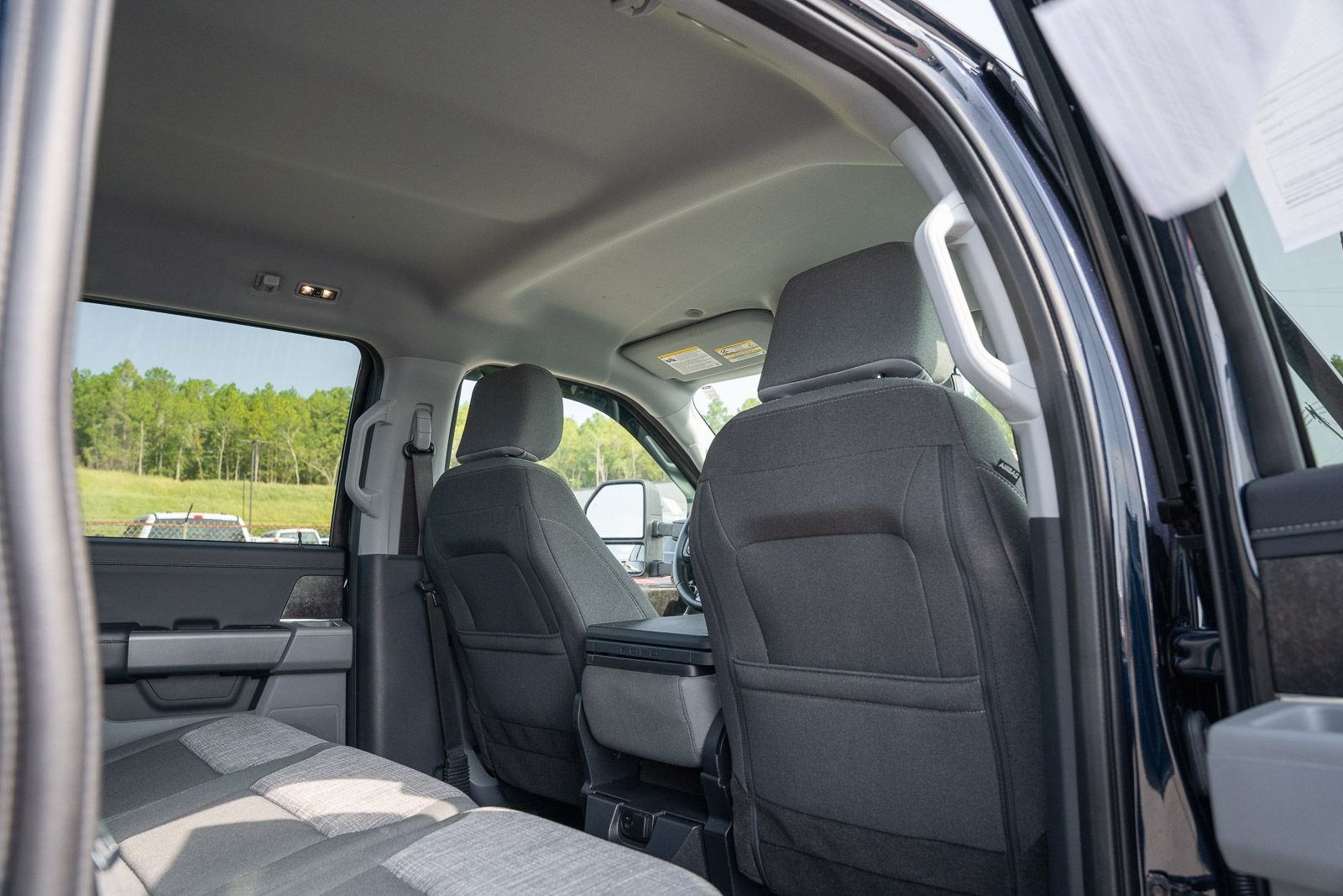 Used 2023 Antimatter Blue Metallic Ford XLT image 15