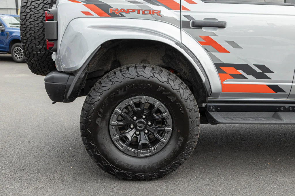 Used 2024 Silver Ford Raptor image 12