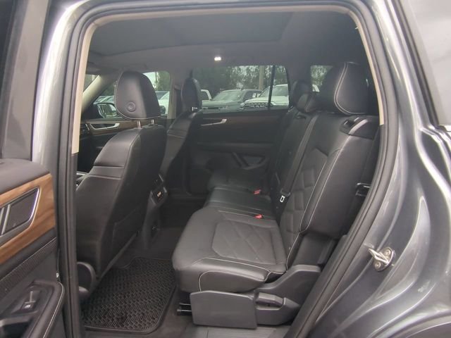 Used 2024 Gray Volkswagen 2.0T SE w/Technology image 14