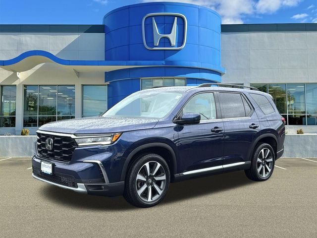 Used 2024 Obsidian Blue Pearl Honda Touring image 3