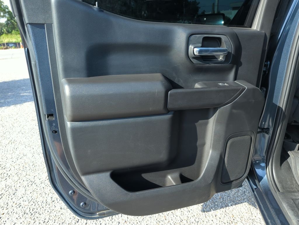 Used 2022 Gray Chevrolet LT image 27