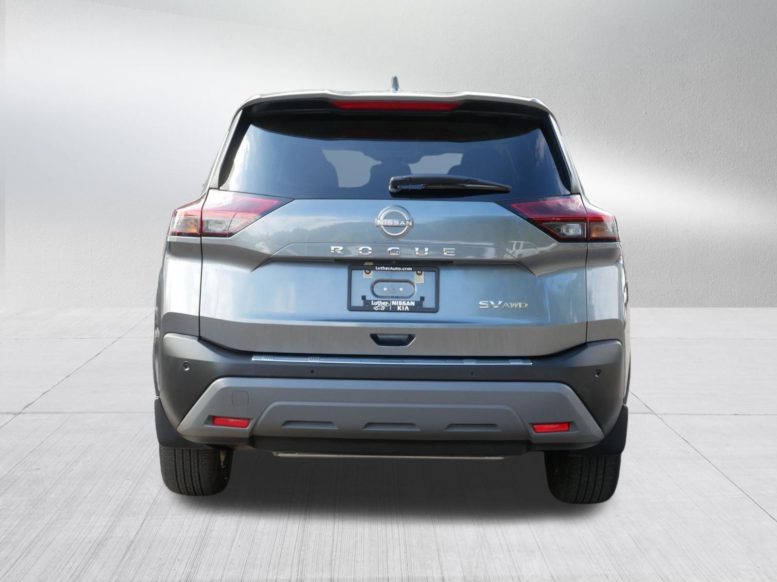 Certified Used 2023 Gun Metallic Nissan SV image 6