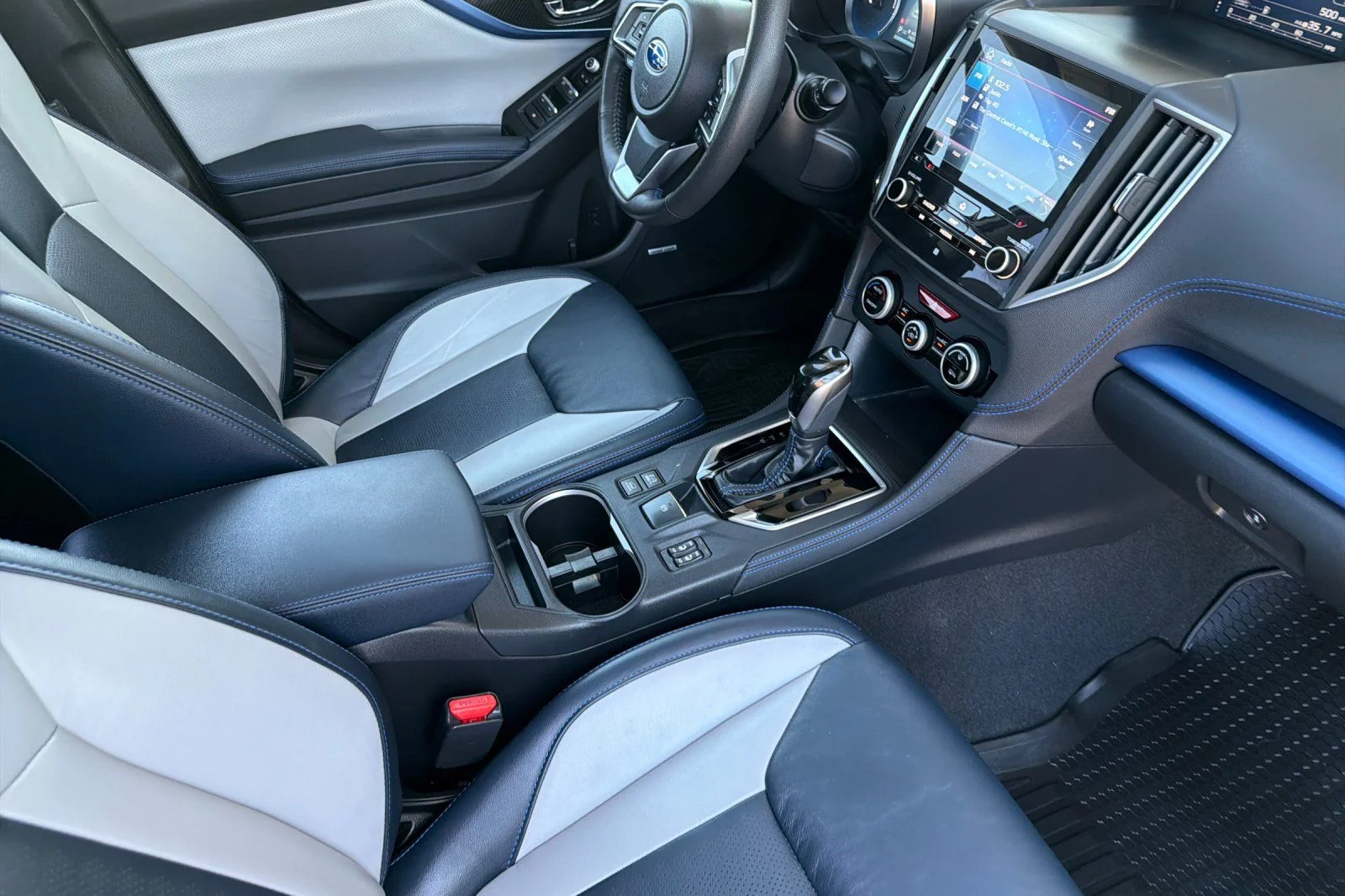 Used 2019 White Subaru Hybrid image 20