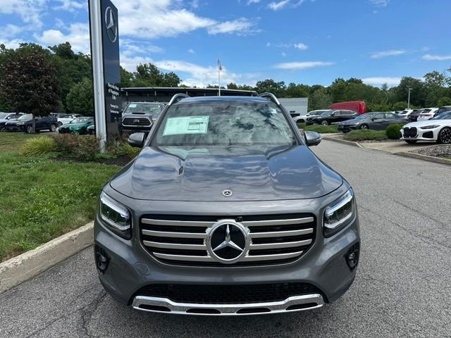 New 2026 Mountain Grey Metallic Mercedes-Benz GLB 250 image 8