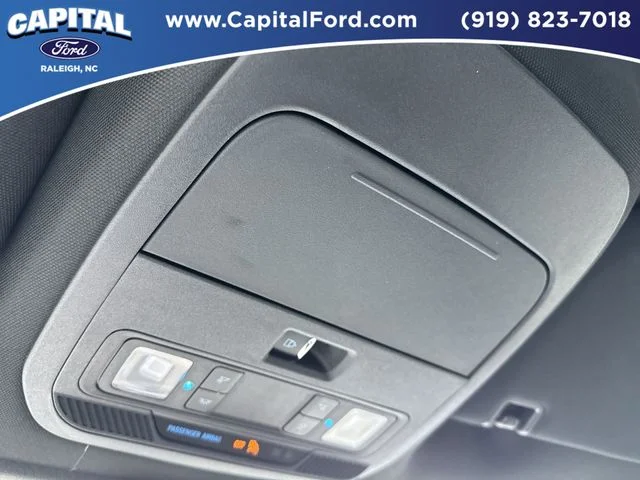 Used 2023 Black Ford XLT image 33