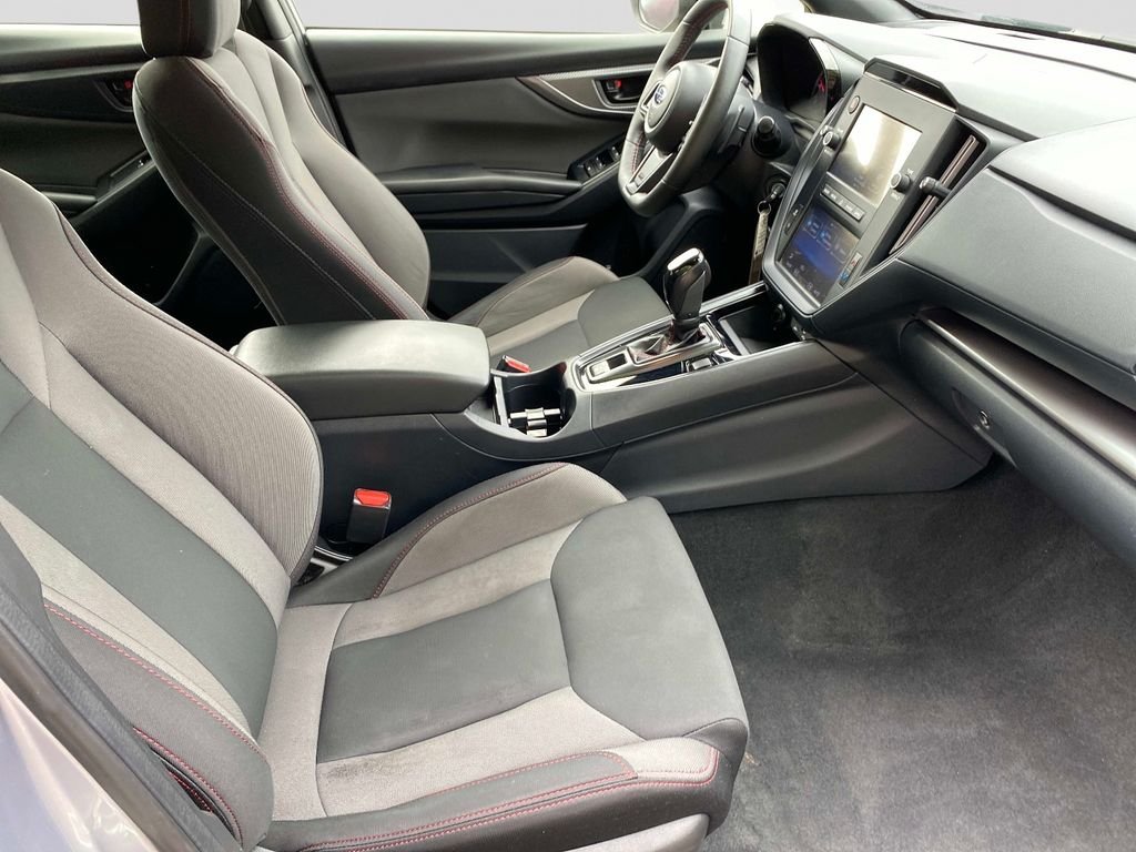 Used 2023 Silver Subaru Base image 25