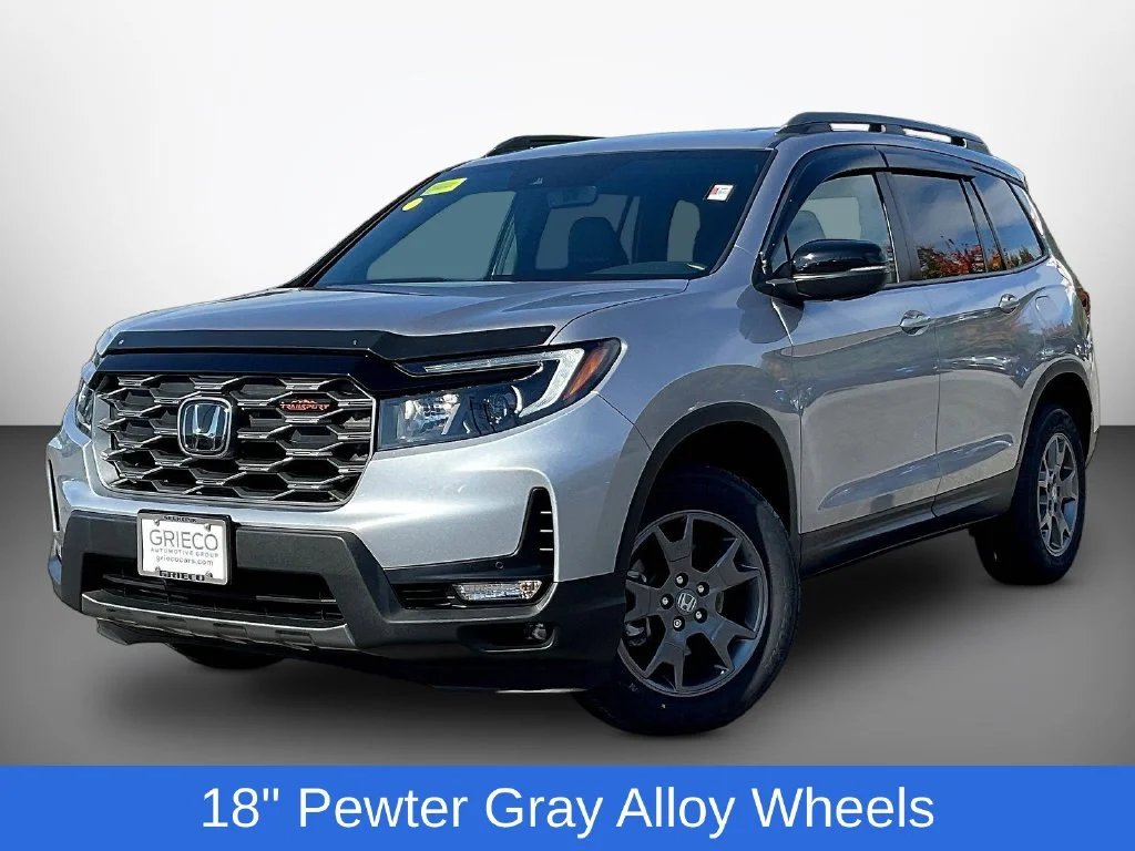 Used 2024 Lunar Silver Metallic Honda TrailSport image 3