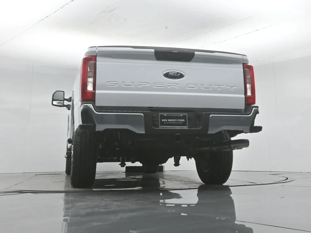 New 2026 White Ford XLT image 48