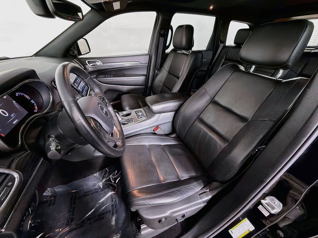 Used 2020 Black Jeep Limited image 21